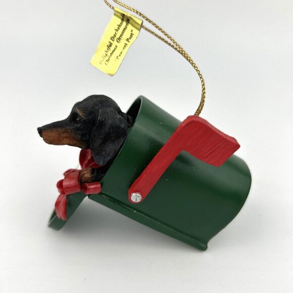 Danbury Mint Delightful Dachshunds Christmas Ornament PAW-CEL POST - Picture 4 of 10